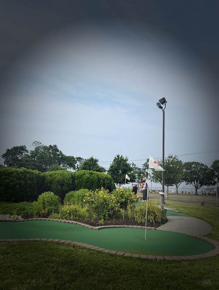 Norwalk Cove Marina Mini Golf in Connecticut